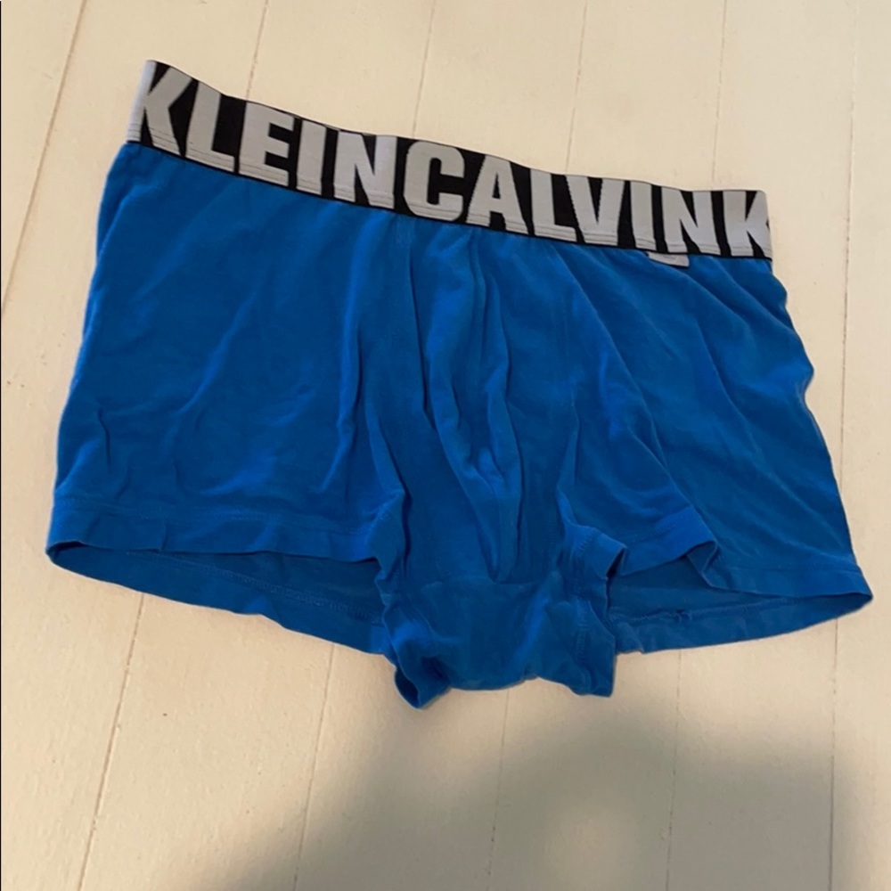 Calvin Klein Men’s Medium